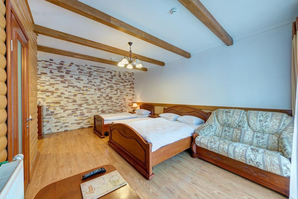 Hotel Perlyna Karpat Bukowel Exterior foto
