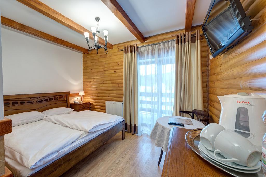 Hotel Perlyna Karpat Bukowel Exterior foto